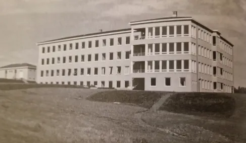 SAk building 1948