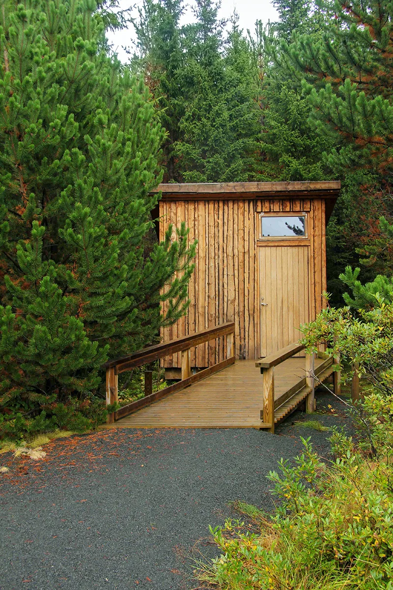 Restroom in Þjórsárdalur National Forest, built from locally sourced wood. Photo credits: Pétur Halldórsson