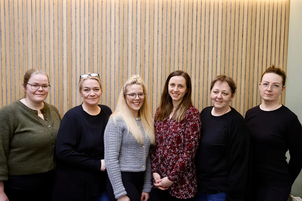 Svipmynd frá heilsugæslunni í Þorlákshöfn: Frá vinstri eru Sólborg Berglind Heimisdóttir, Hrönn Harðardóttir, Guðný Sigurðardóttir, Elín Þóra Elíasdóttir, Rakel Daðadóttir og Sigrún Ína Ásbergsdóttir.