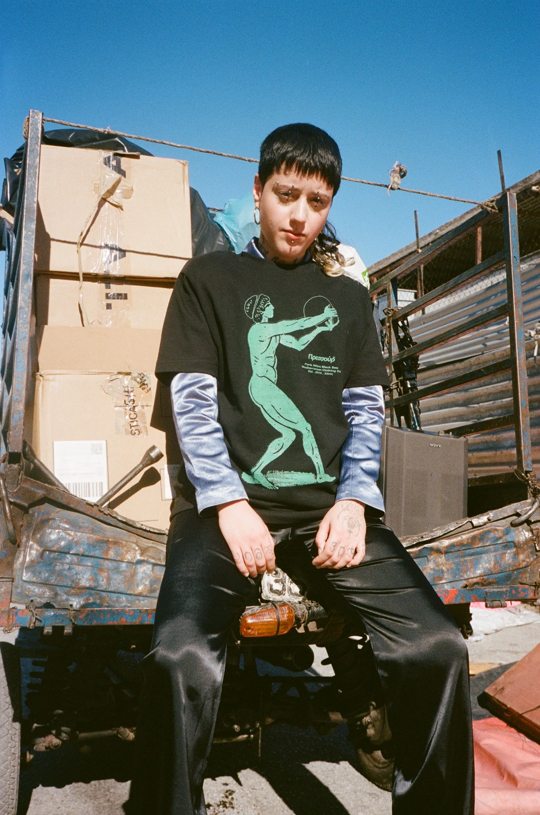 viel pressure clothes