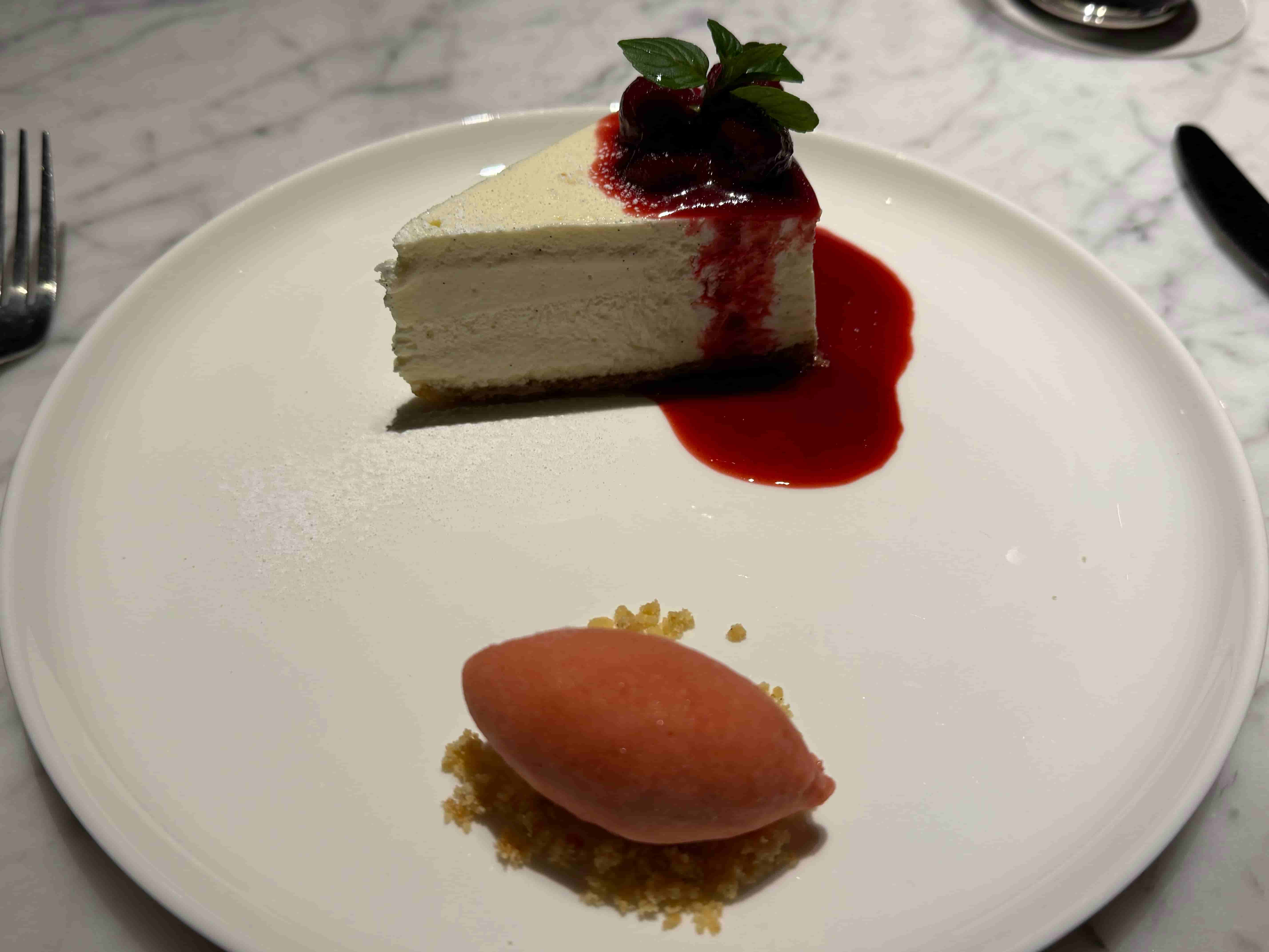 FIVE-ニューヨークグリル-チーズケーキ