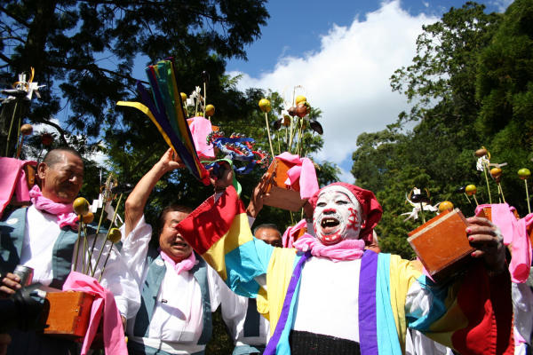 「笑い祭」丹生神社例大祭