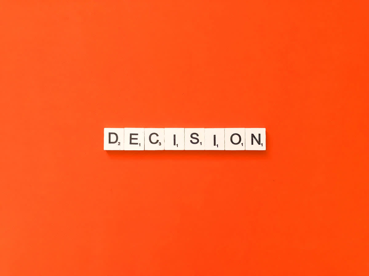 8 Powerful Habits to Help You Make Effective Decisions in work and life