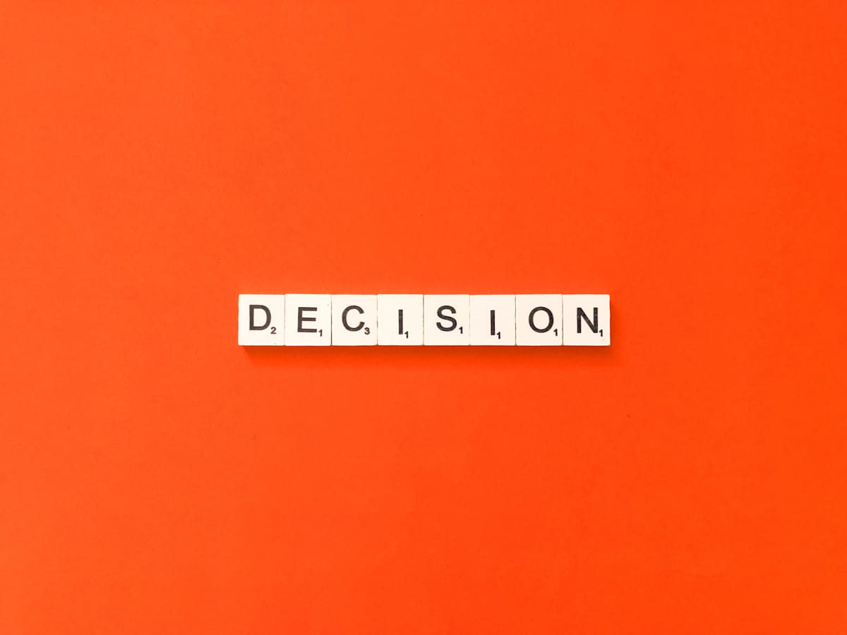 8 Powerful Habits to Help You Make Effective Decisions in work and life
