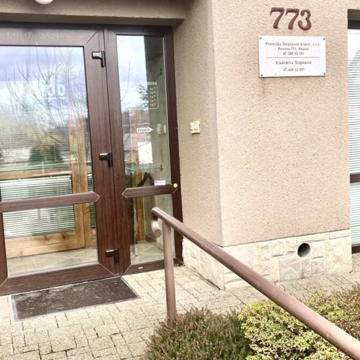 protetika-stepanova-skutec-2400x1344-1