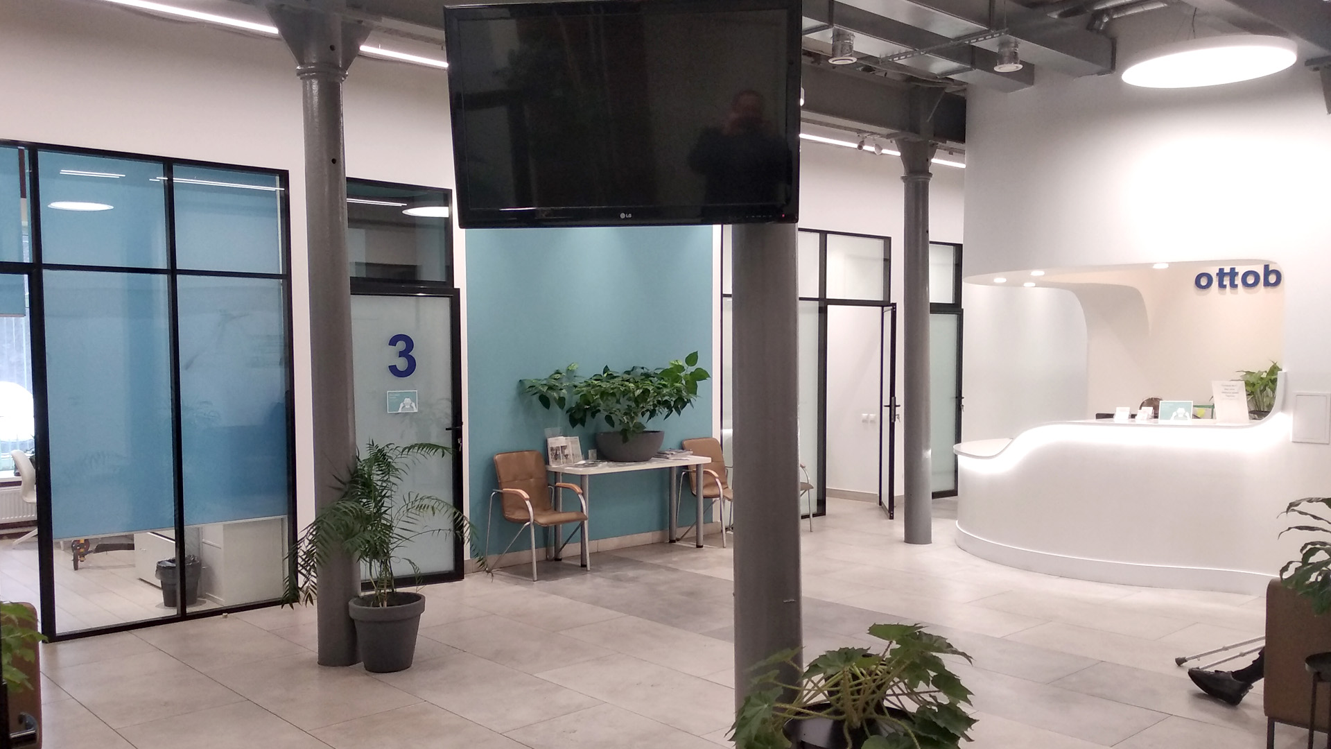 Мастерская Ottobock в Санкт-Петербурге, входная зона и ресепшен