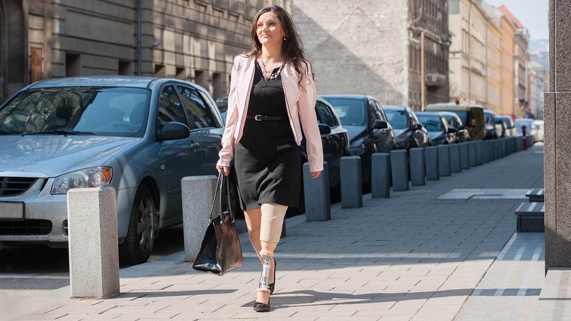 義足懸垂システム 4R220ダイナミックバキュームDVS 下腿義足