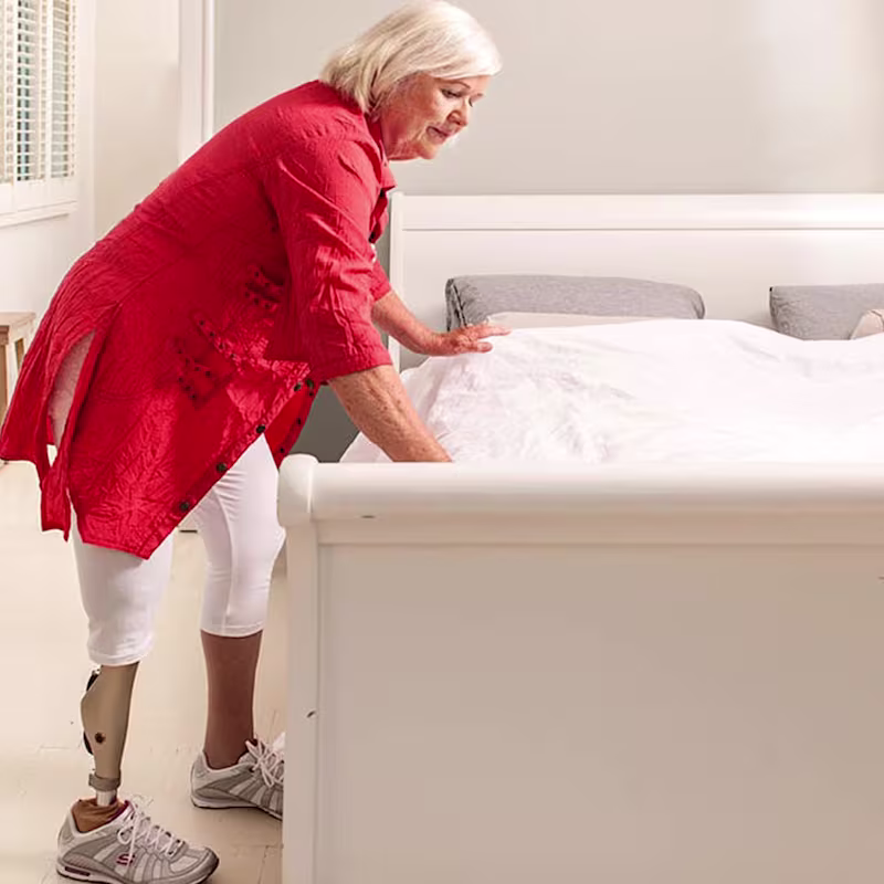 義足コンピューター制御膝継手Kenevoケネボ 安定立位