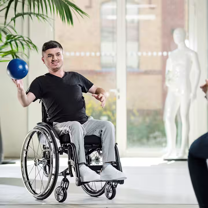 Avantgarde 4 DV - Enes