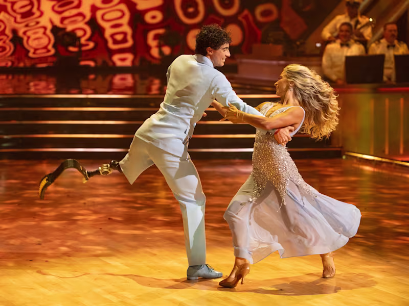 Ottobock Amabassador Ezra Frech with Dancing with the Stars dance partner Daniella Karagach