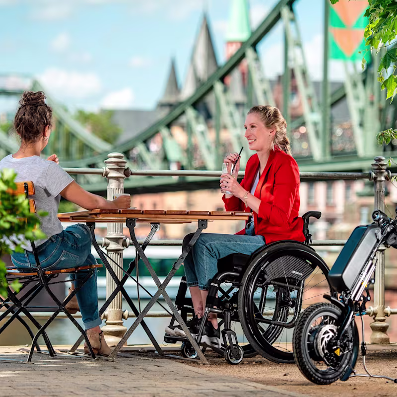 Versione rigida saldata in alluminio della carrozzina Zenit