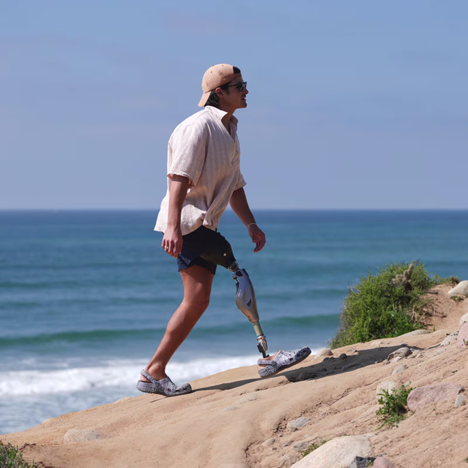 Caleb am Strand DE-DE