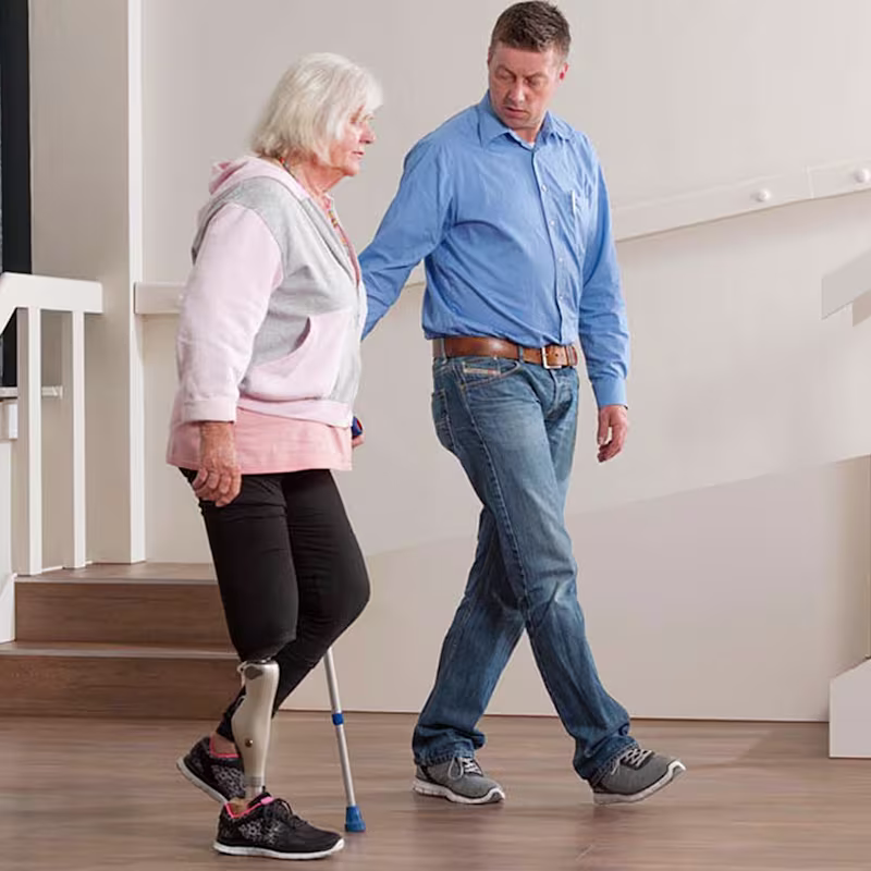 義足コンピューター制御膝継手Kenevoケネボ リハビリテーション