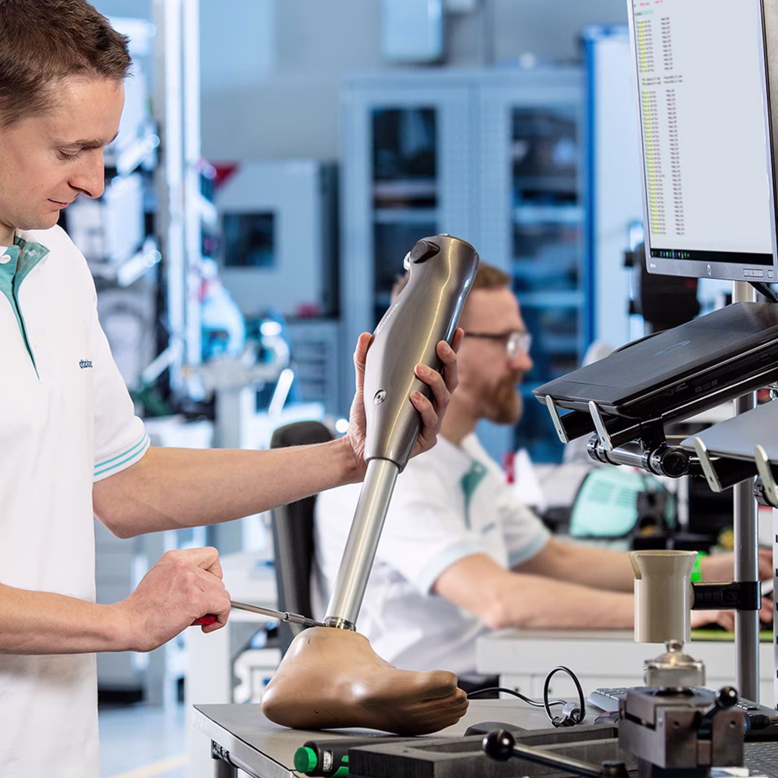 odborna-skoleni-Certifikační-školení-C-Leg-uvodni-obr-2400x1344