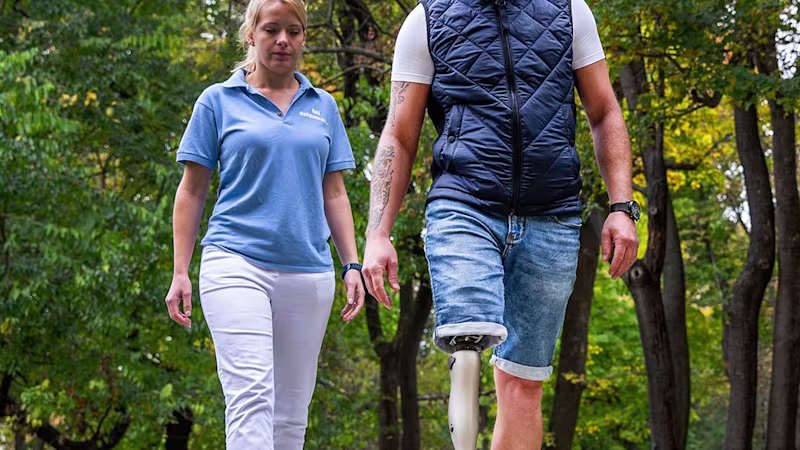 Laszlo with therapist in a training