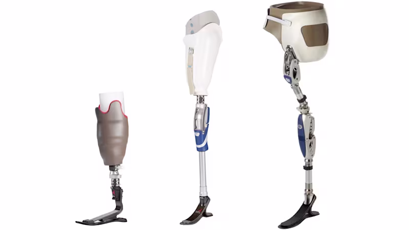 義足継手(股継手、膝継手、足部、アダプター)は義足を構成する上で欠かす事のできない部品です。
切断レベルに応じて必要なパーツが選択されます。さらにユーザーの義足に対する要求、生活環境、体力や健康状態などを考慮して最適な部品が選ばれます。