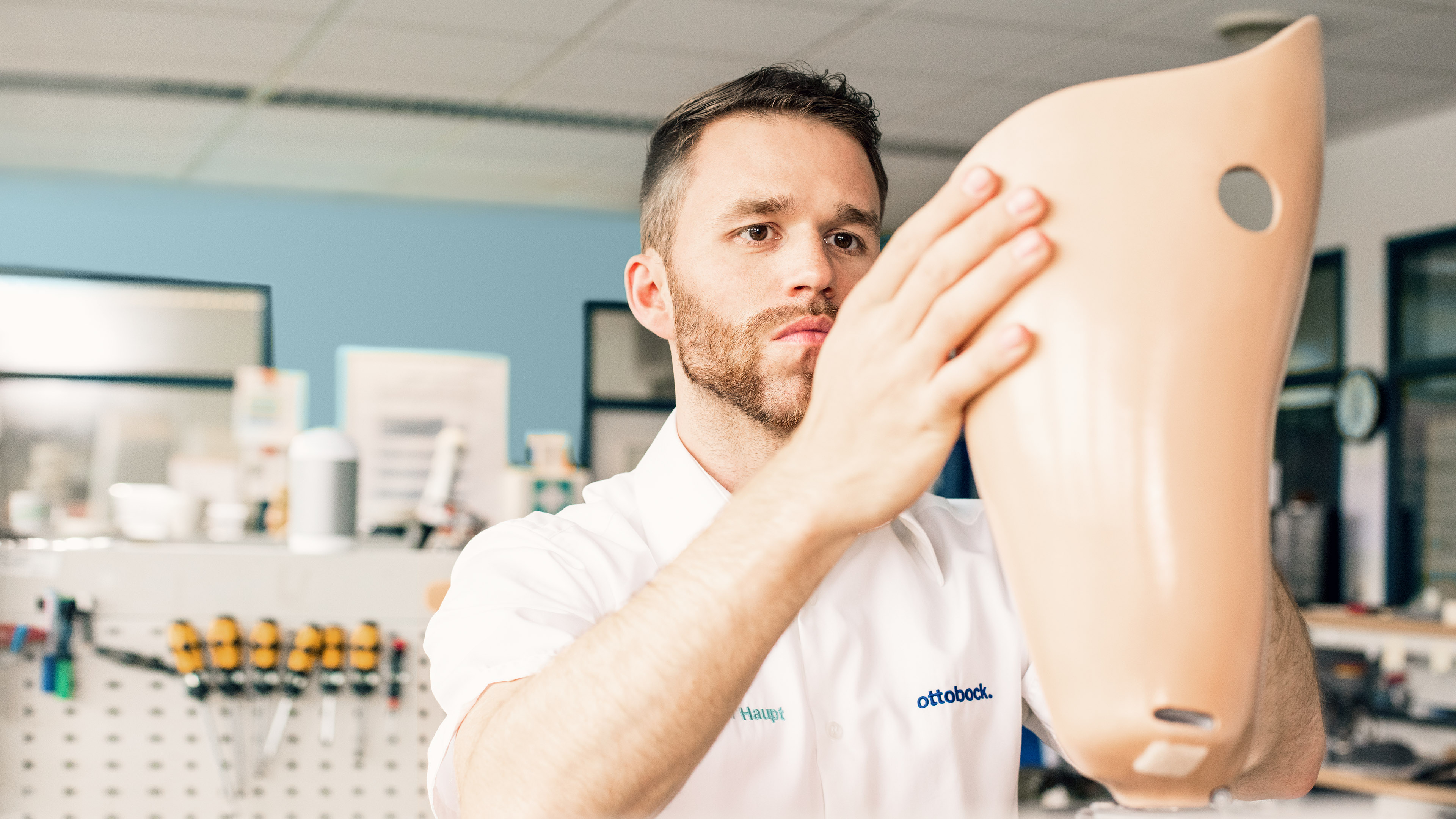 Prosthetist specialist working with an Ottobock prosthetic socket.
