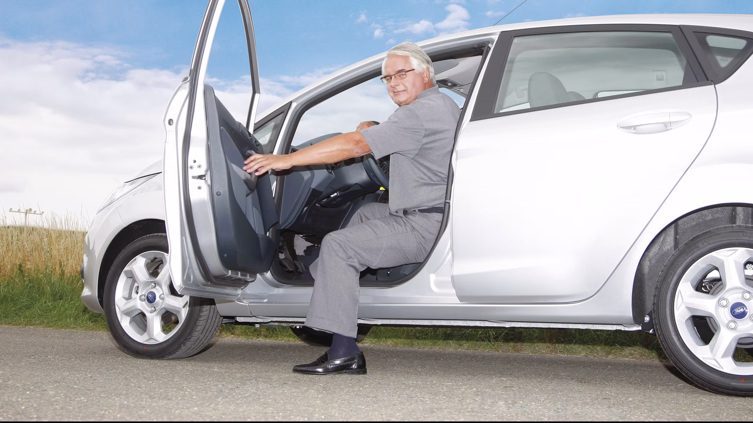 Protesi di avampiede in silicone e calzature standard