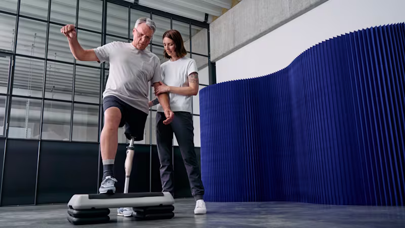 Physiotherapie mit dem mechatronischen Kniegelenk Kenevo