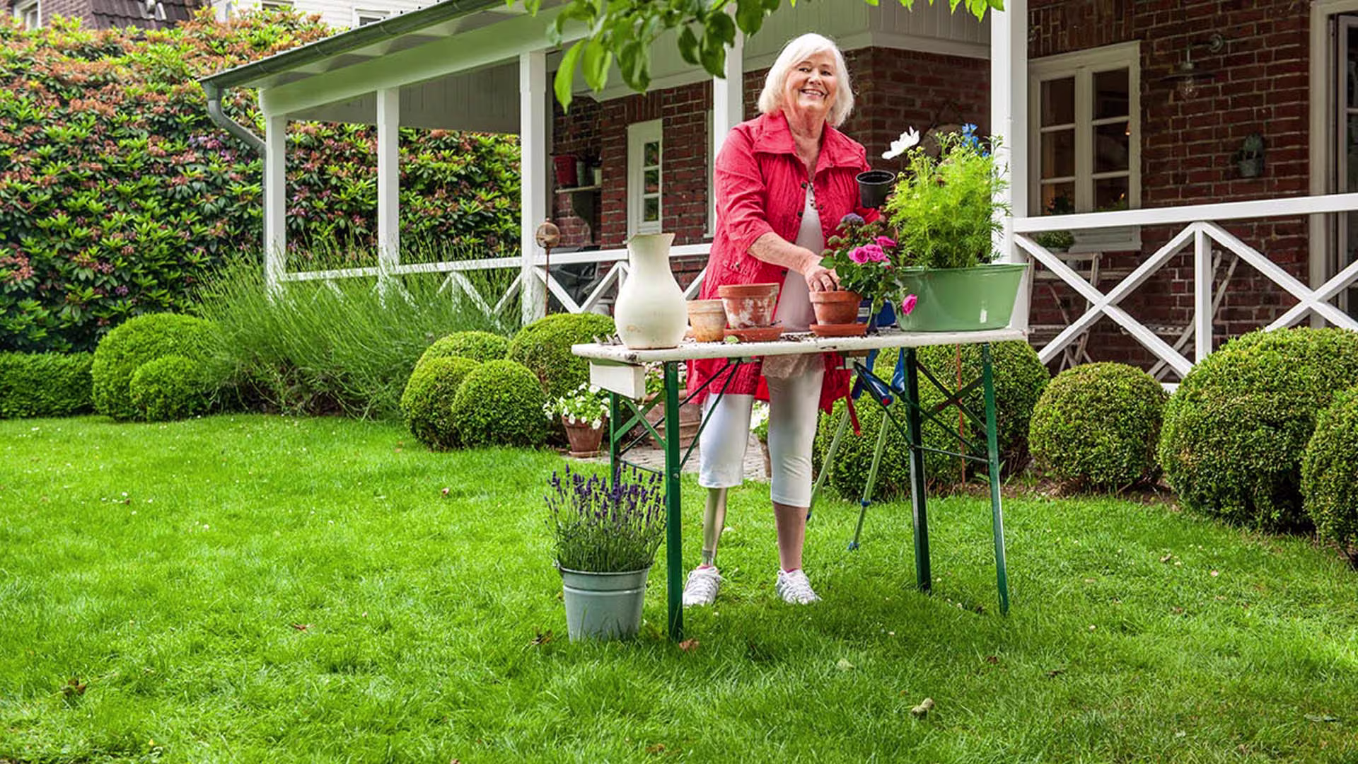 義足コンピューター制御膝継手Kenevoケネボ 安定立位