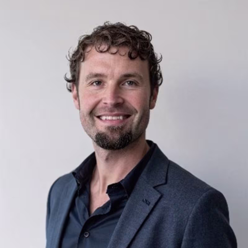 Lower limb prosthetic symposium - Latest Evidence - Moderator - Shane Wurdeman (HQ)