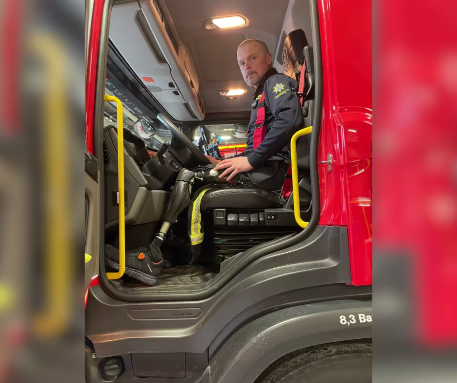 B2B User Story | Firefighter Christian Genium X3 | Main image