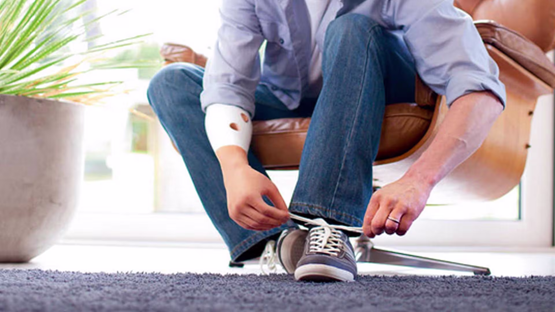 myoelectric michelangelo hand video