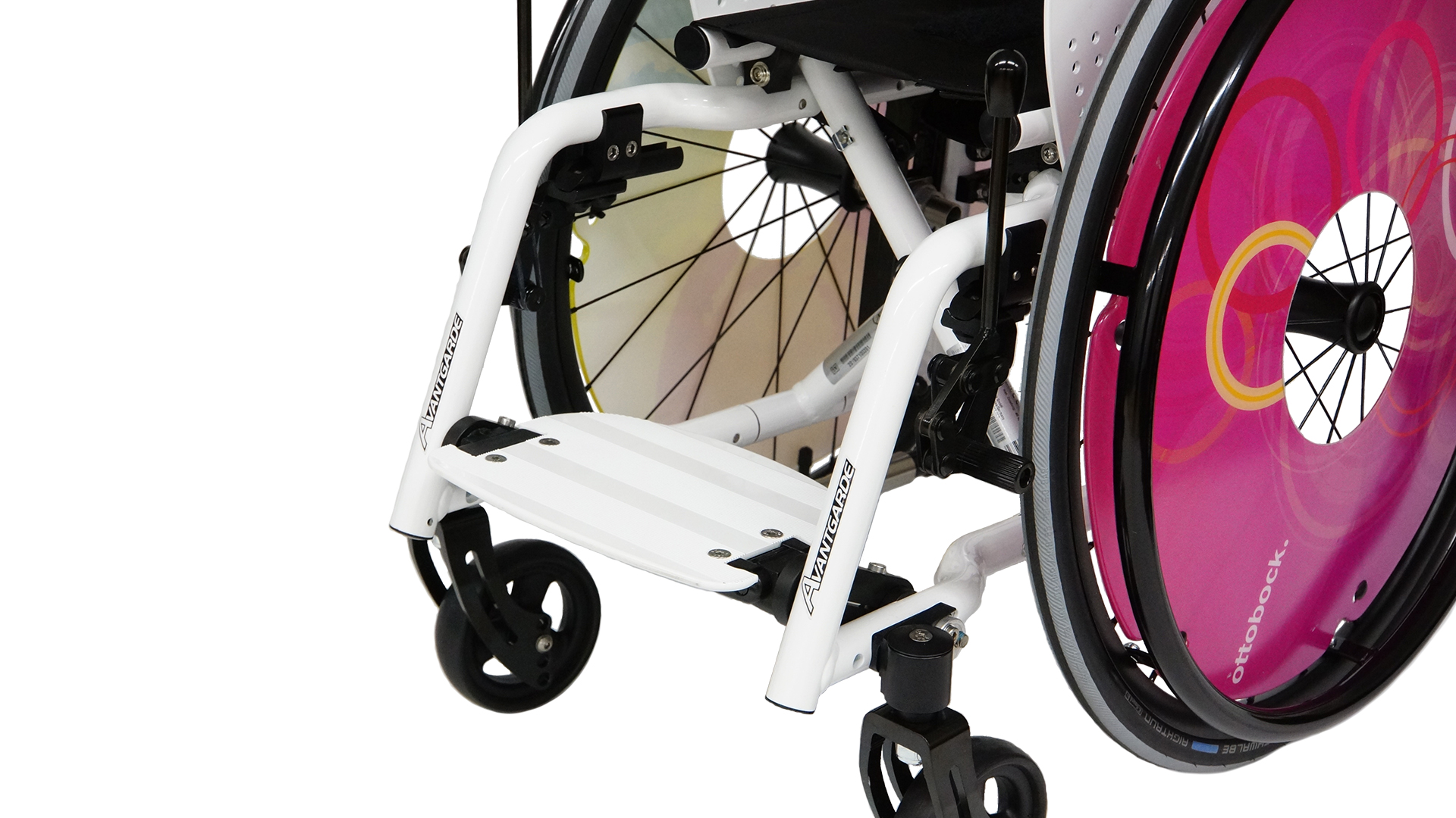 小児用 車いす　アバンギャルドティーン２　
アバティーン