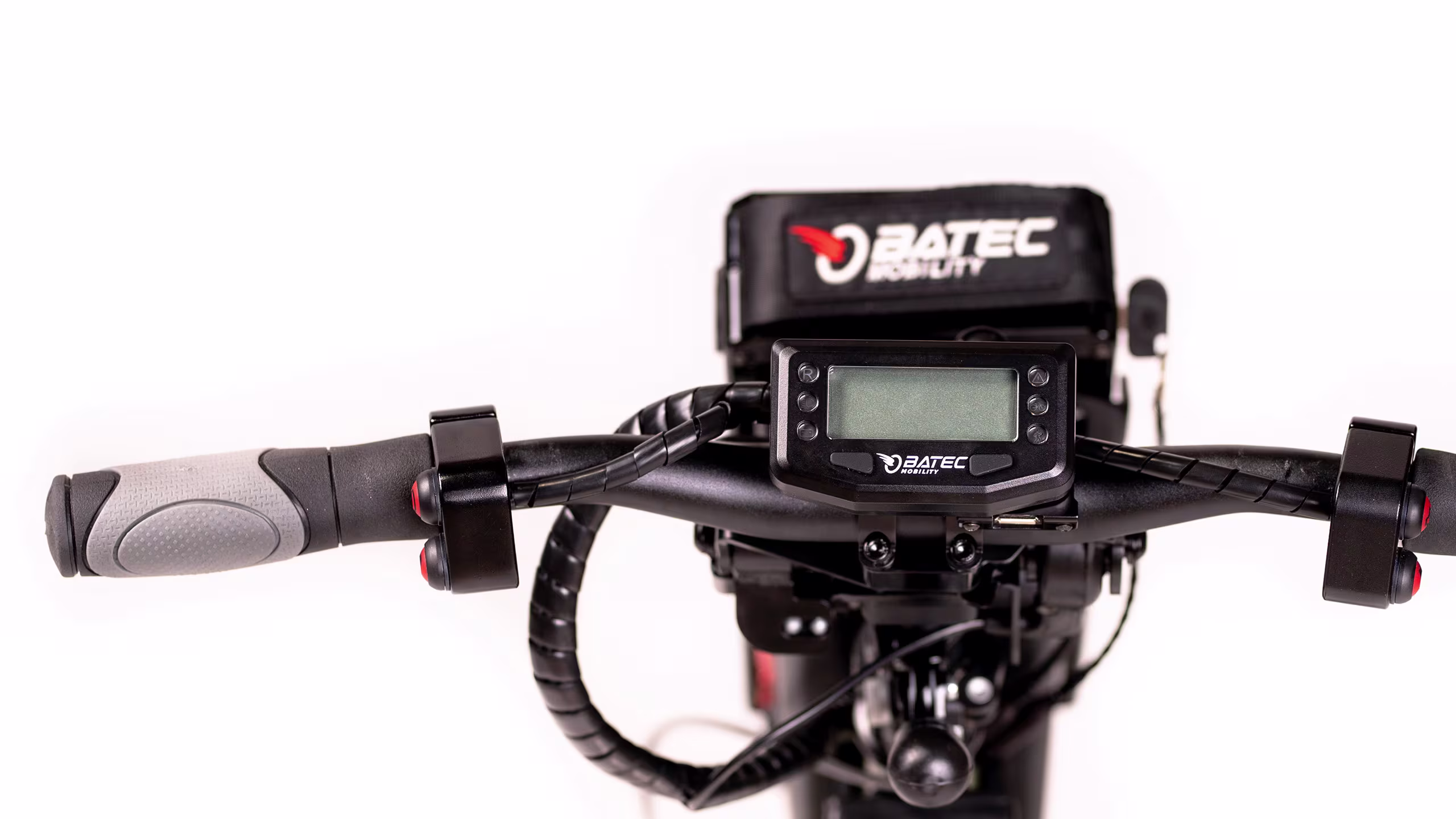 Dettaglio dei comandi speciali della versione Batec per Tetraplegici con il manubrio che si muove su e giù