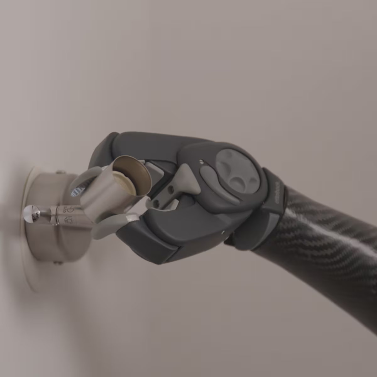 video myobock 8e33 JA-JP