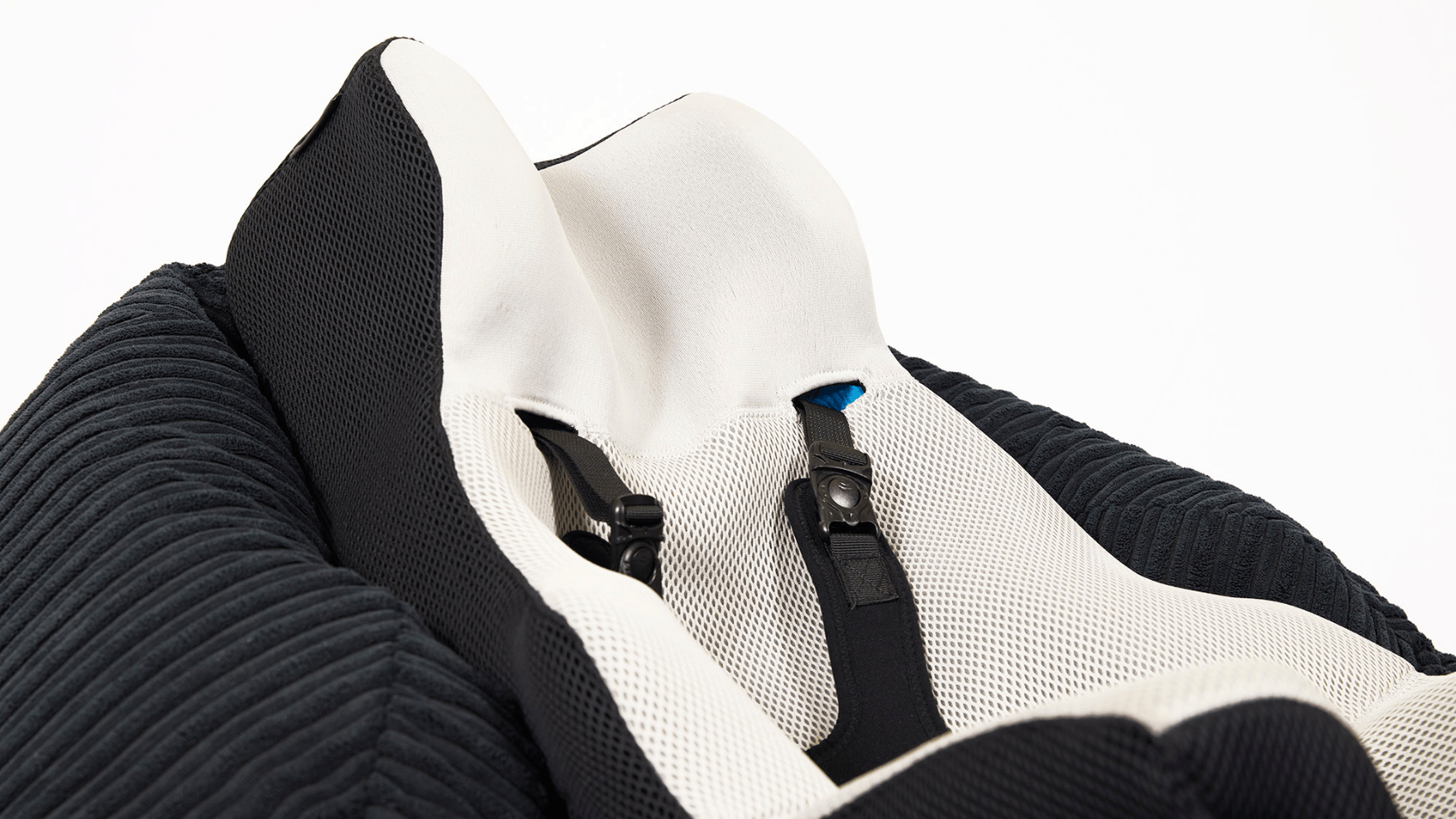 softseat: Adjustable Tilt Position in Beanbag