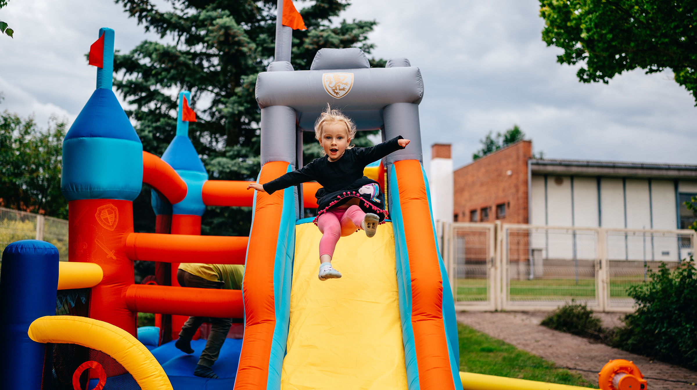 Dětský-den-s-Ottíkem-a-Bočkou-2024-11-2400x1344