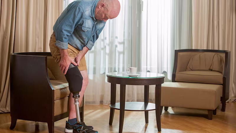 義足懸垂システム 4R220ダイナミックバキュームDVS 下腿義足