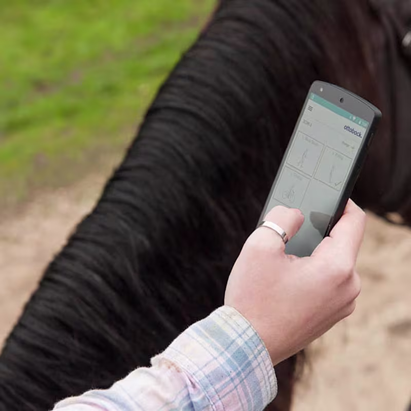 義足コンピューター制御膝継手C-Leg4 コックピットアプリ