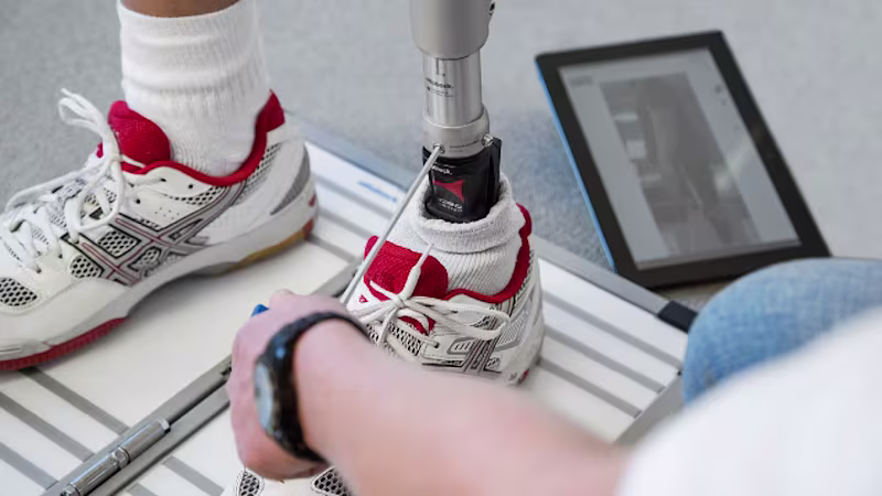 はじめての義足/義手 アライメント調整/リハビリテーション/歩行トレーニング