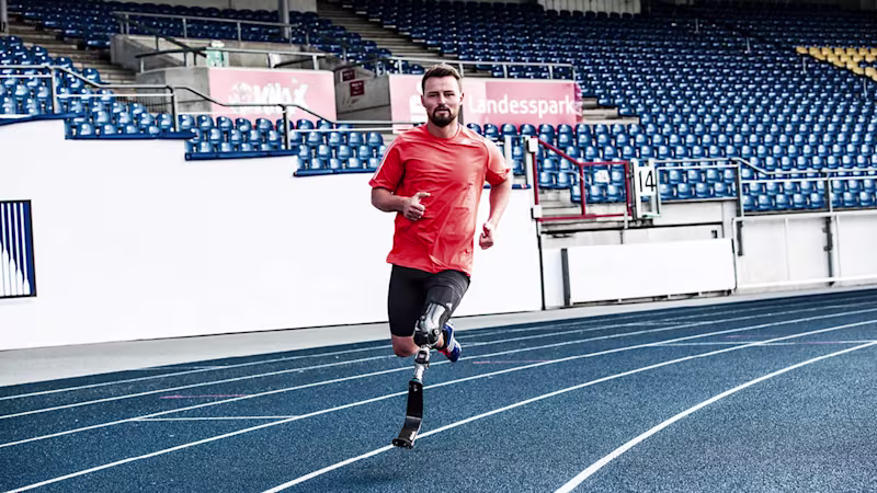 スポーツ義足 パラリンピアン ハインリッヒ・ポポフ