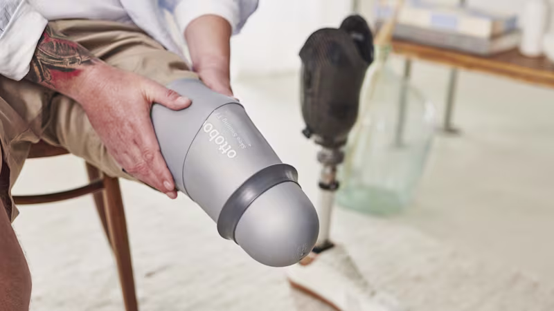 下腿用シーリングライナー吸着ソケット