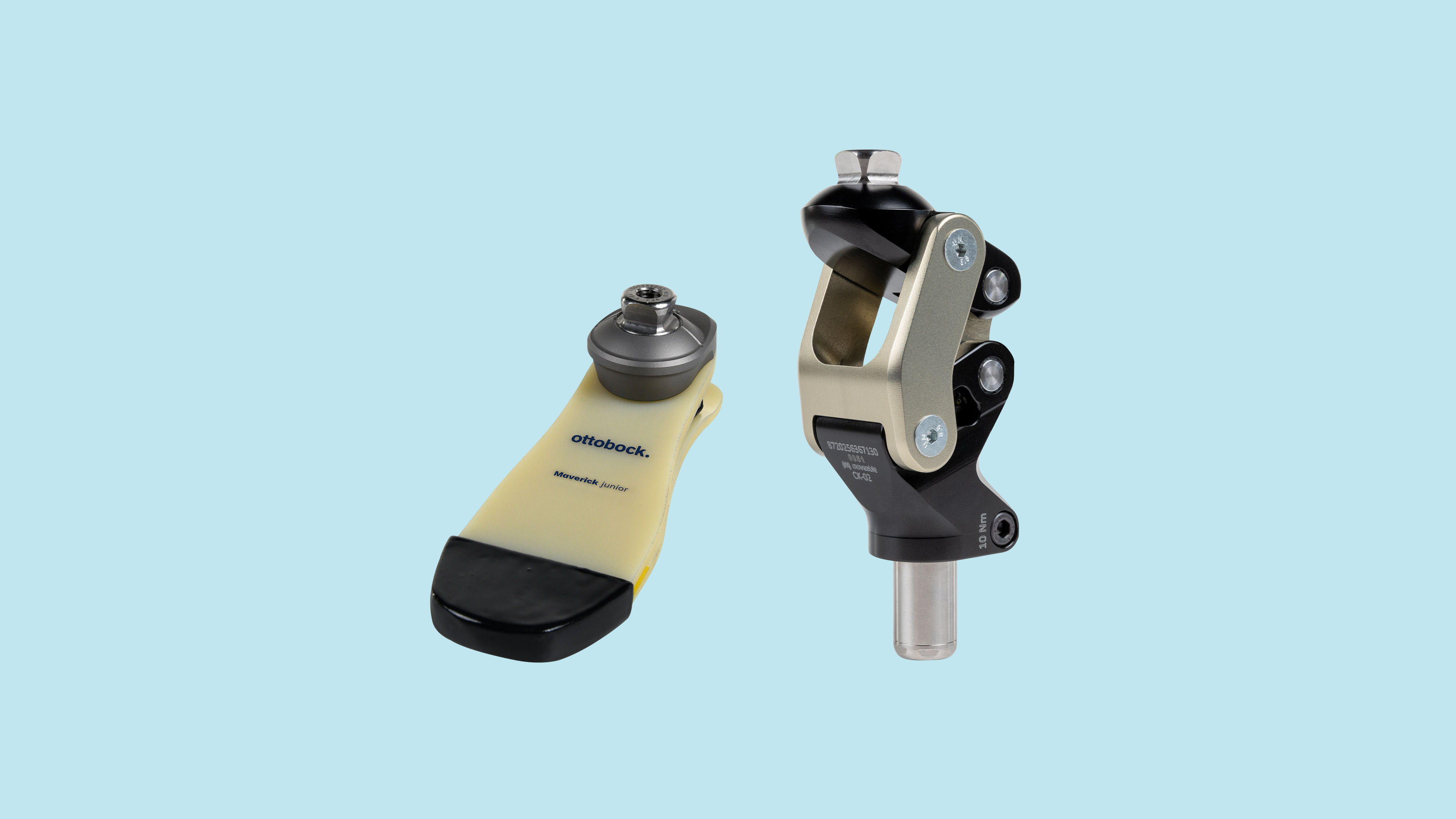 Auf dem Bild sieht man die Prothesen Maverick junior & movido.