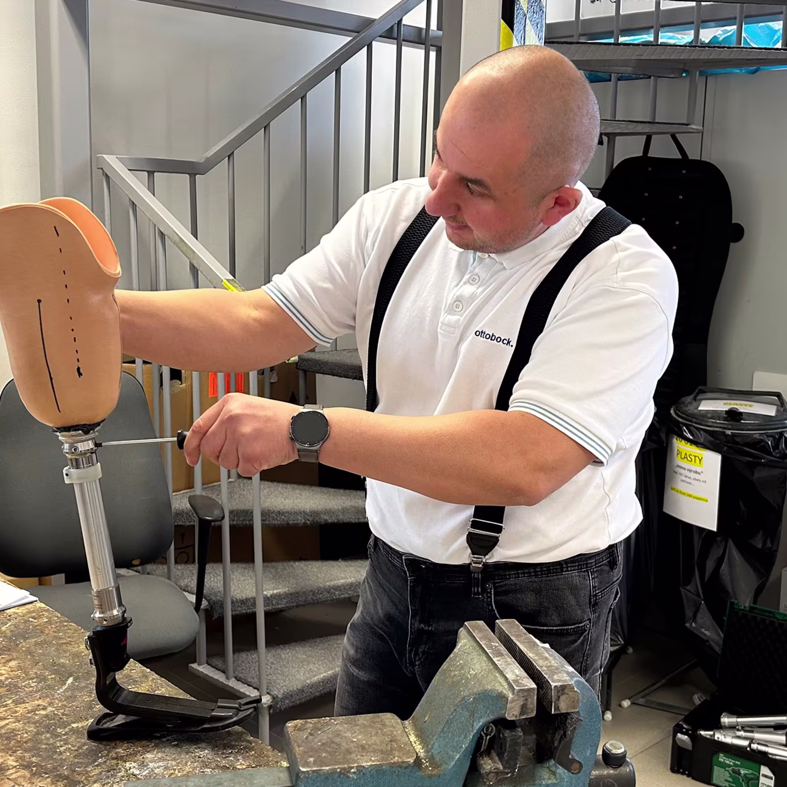 Účelové-tvarování-TT-pahýlového-lůžka-2400x1344