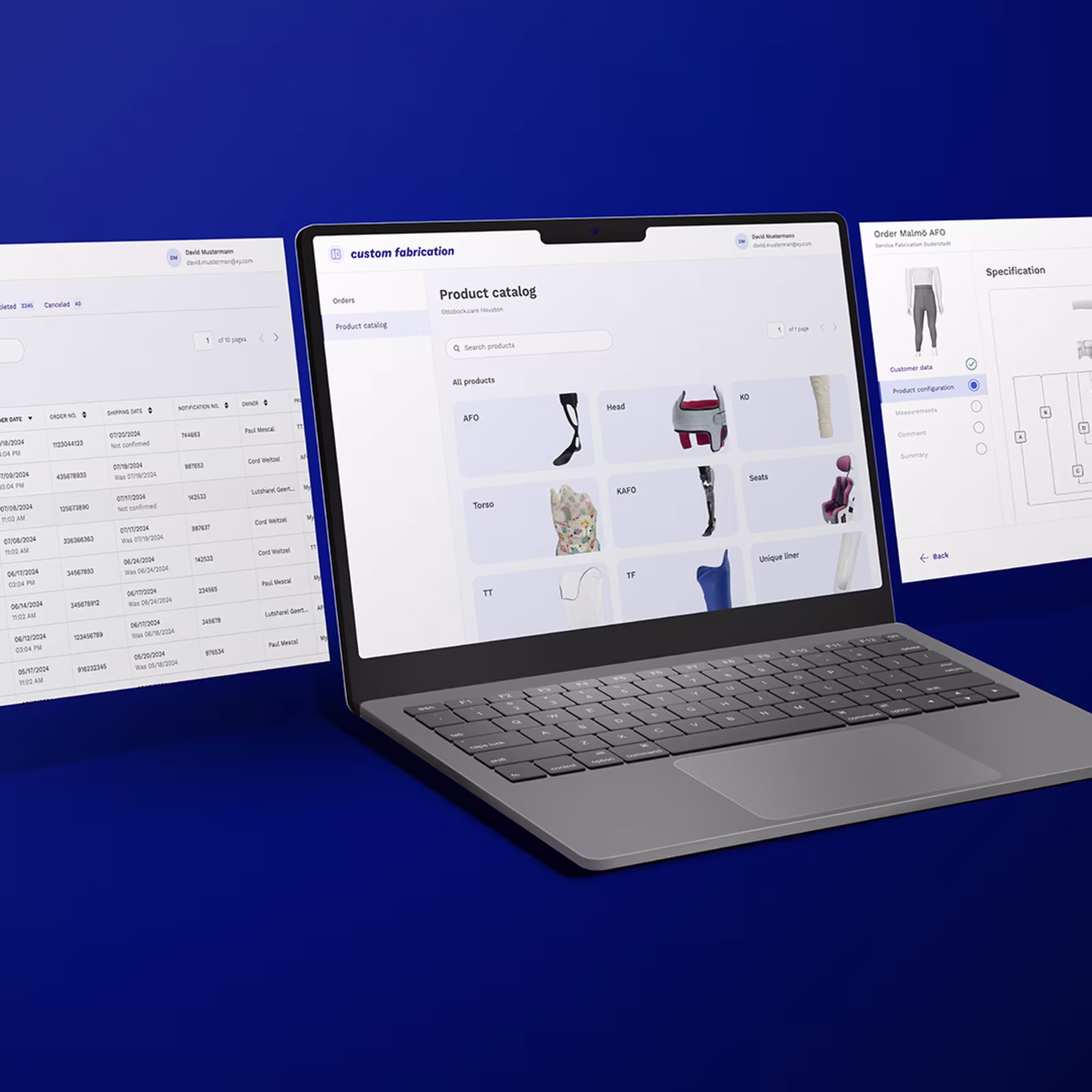 Laptop mit custom fabrication software mit geöffnetem Produktkatalog.