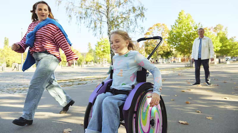 kidevo mini 子ども用車いす
