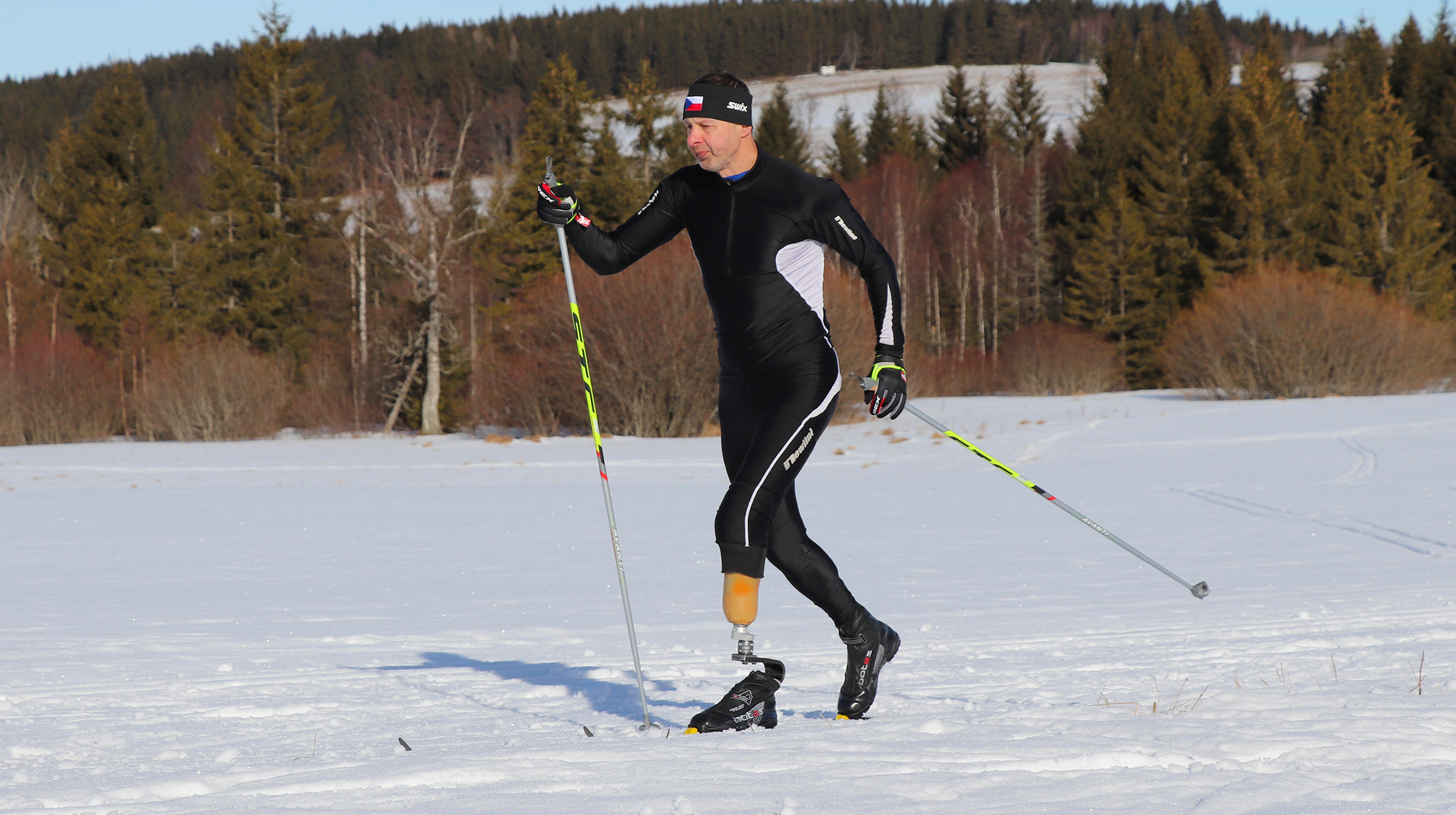 zpatky-ve-hre-2400x1344-bezky-ilustrativni-mira-na-bezkach