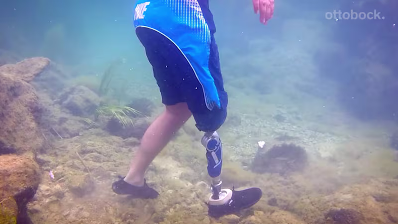 義足3R80ロータリー油圧膝継手 防水