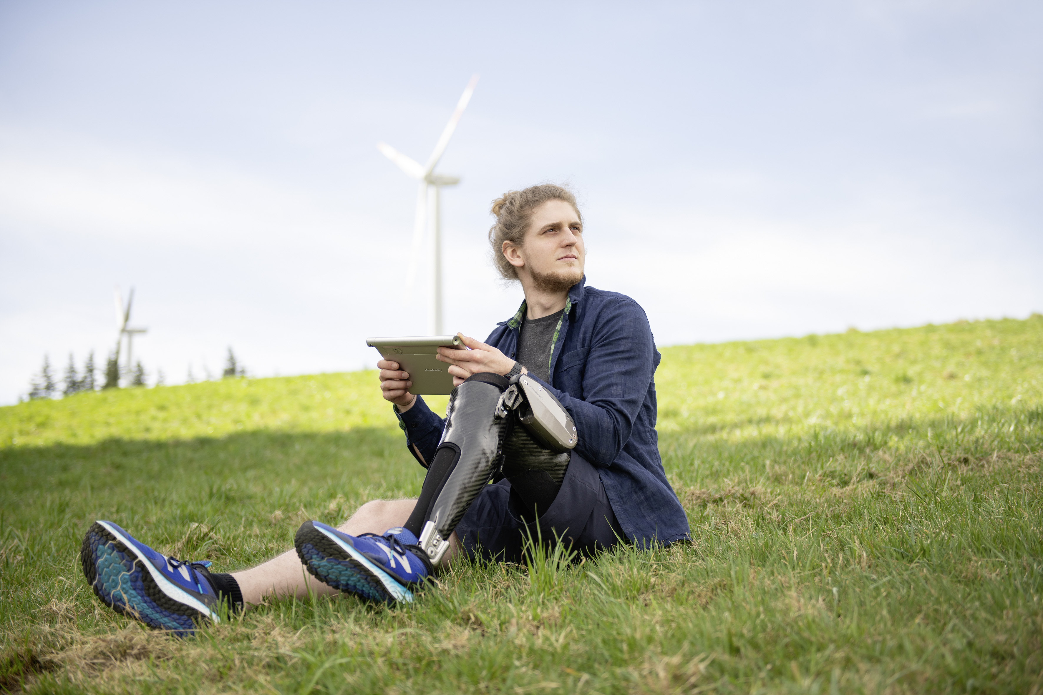 Auf dem Bild sieht man den Ottobock C-Brace Anwender David. 