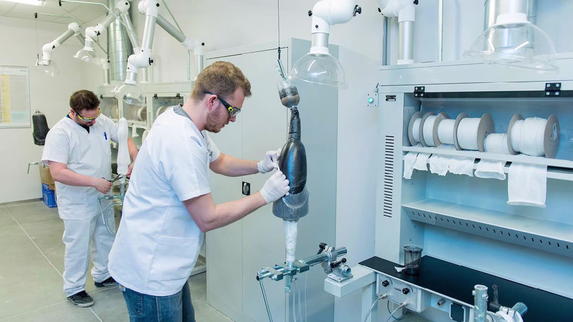 義足/義手 製作マニュアル 技術情報 プラスチック ラミネーション