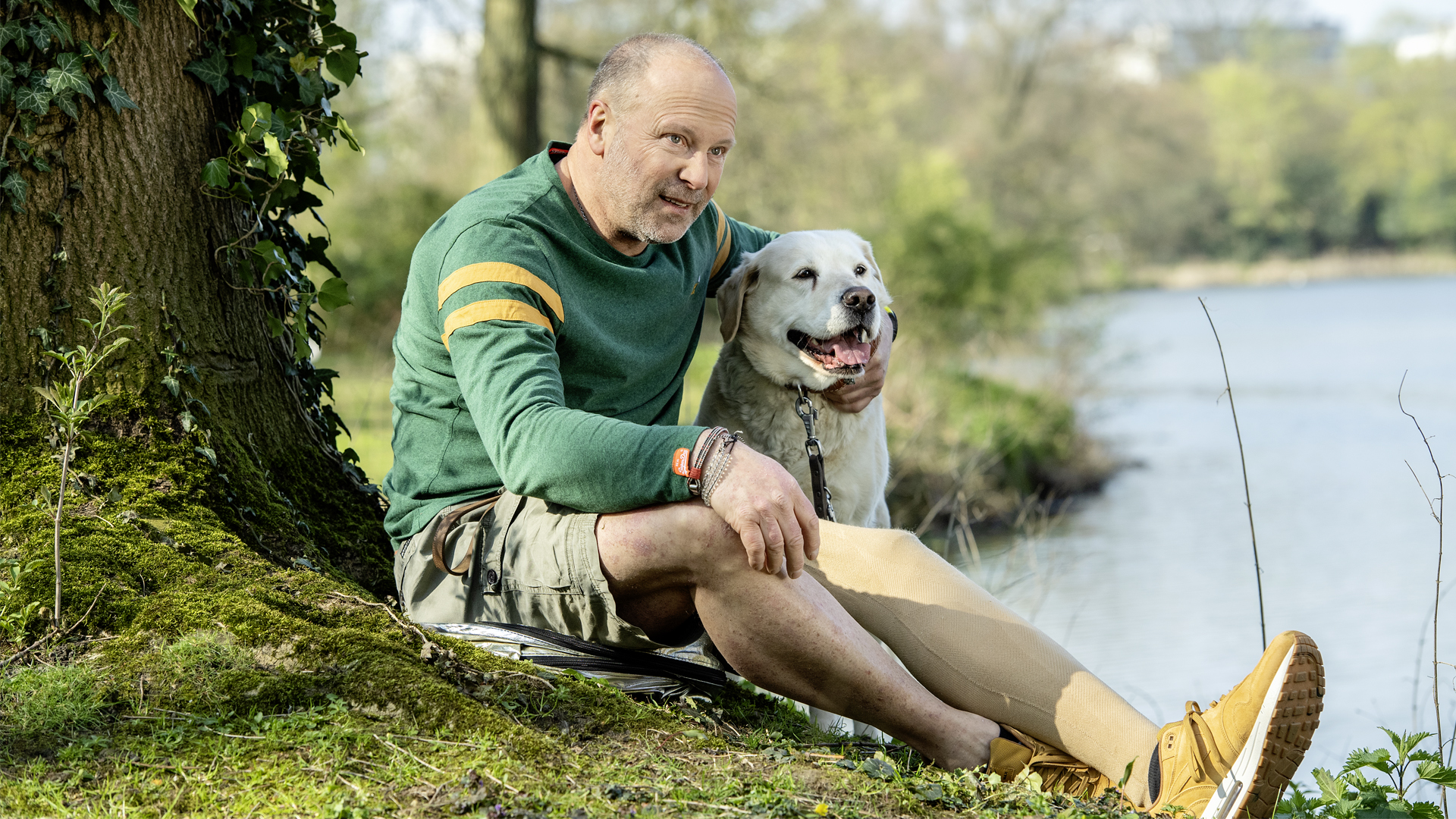 Genium-Anwender Axel mit seinem Hund