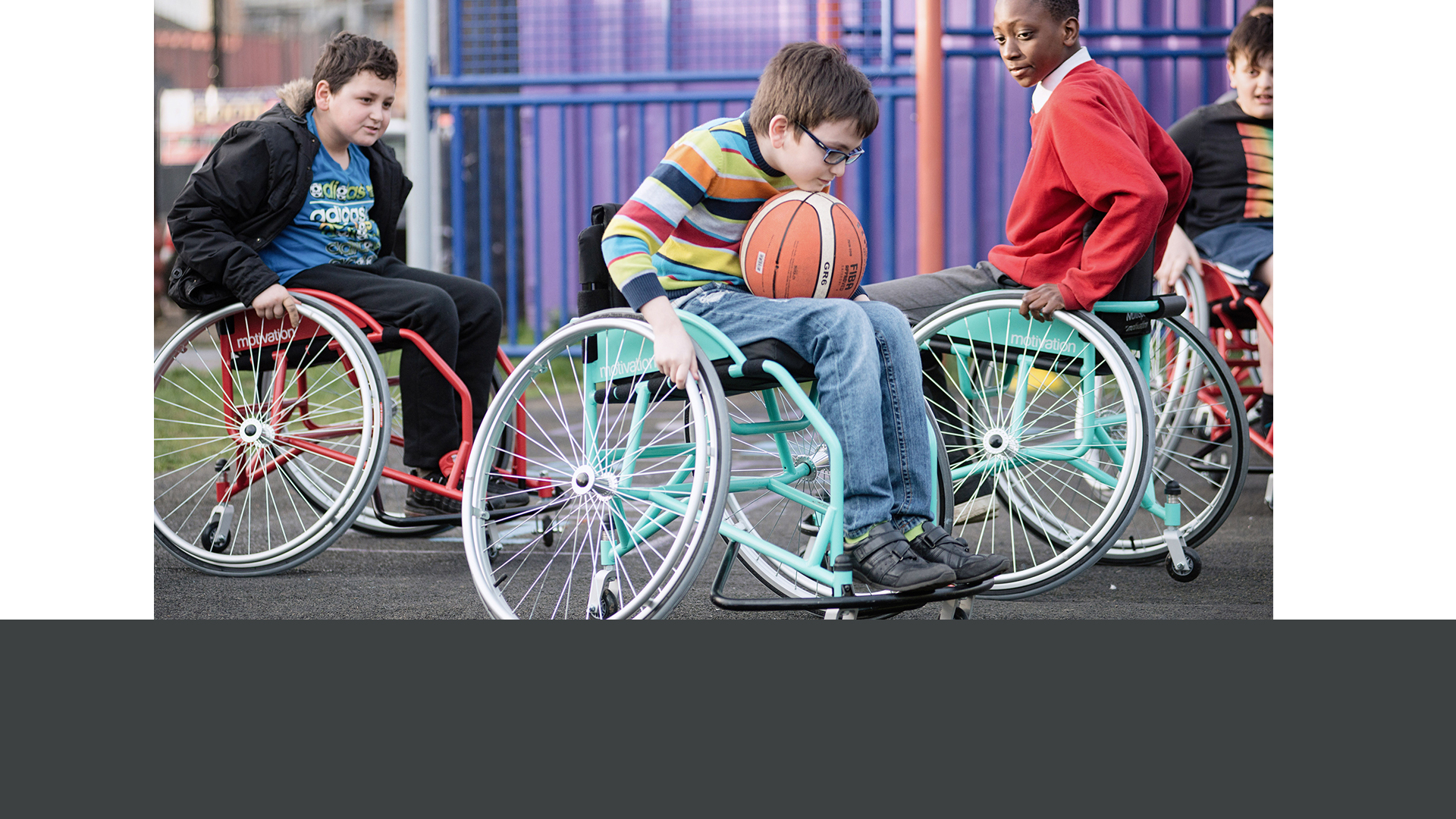 スポーツ車いす