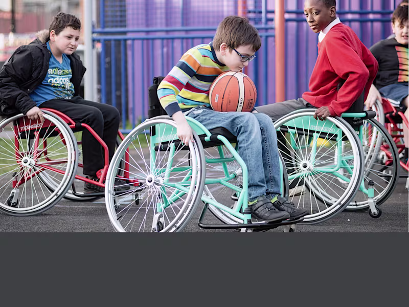 スポーツ車いす