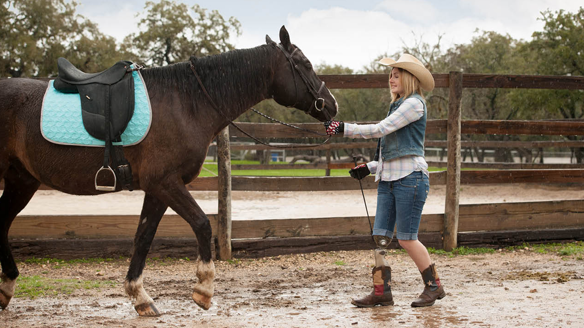 video 義足コンピューター制御膝継手C-Leg4-user-B_JA-JP