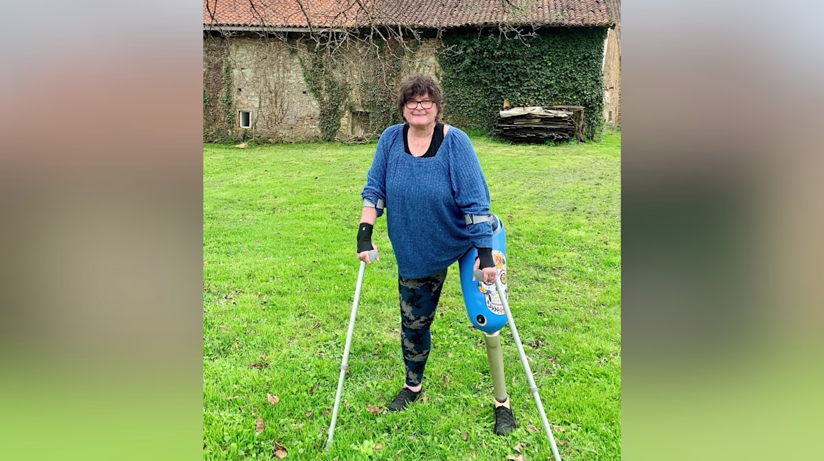Kenevo MPK user Jay standing in front of her house in France